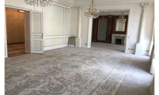 Unique Space in the Golden Triangle - Image 8