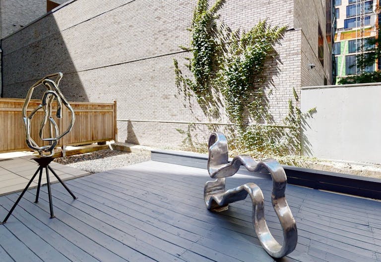 Street Level Chelsea Gallery with Outdoor Terrace - Image 4