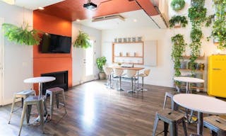 Brilliant Contemporary Loft - Image 1