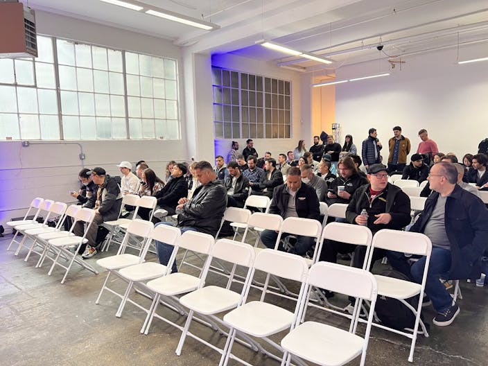 2-Levels Warehouse Venue for Events with Atrium - Image 4