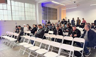 2-Levels Warehouse Venue for Events with Atrium - Image 4