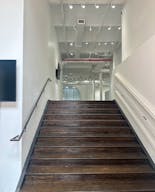 Contemporary Chelsea Gallery - Well-suited for a variety of events, including pop-up exhibitions, cocktail receptions, fashion shows, and product launches - Image 8