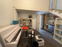 SHOW Sound Studio and Lounge - Image 3