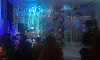 Beautiful and Versatile Open Loft Studio - Image 8