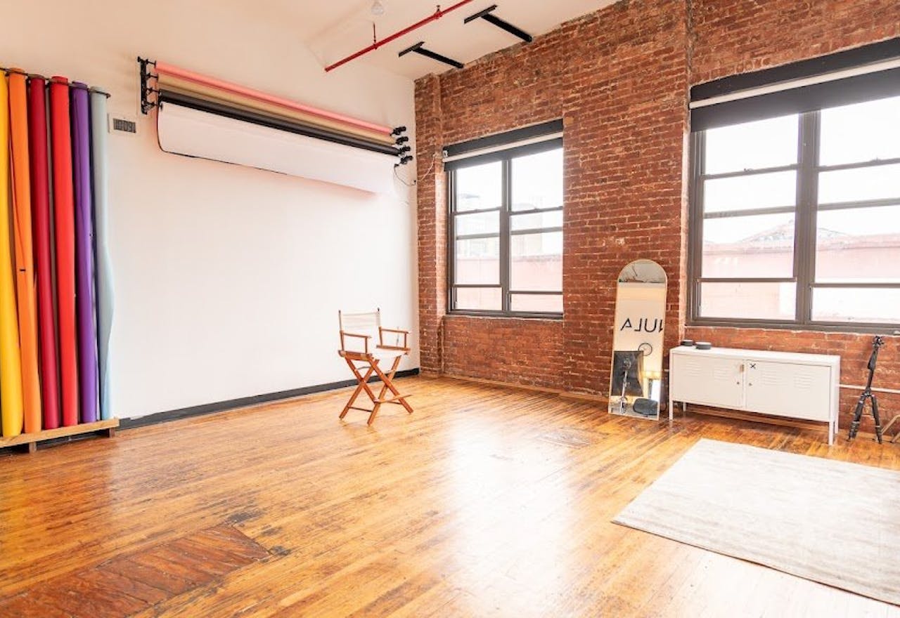 Captivating Manhattan Studio - Image 0