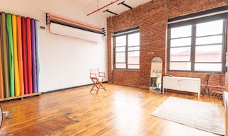 Captivating Manhattan Studio - Image 0