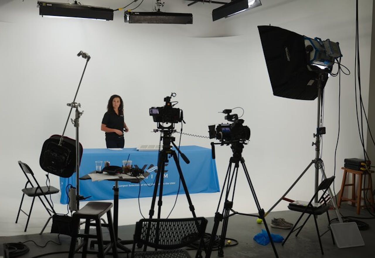 Trendy NYC Studio Space - Image 2