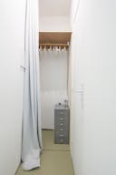 Pop-up gallery store in Paris, Belleville - Image 16