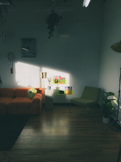 1000 Sq ft Industrial Studio/Retail/Pop-up space - Image 4