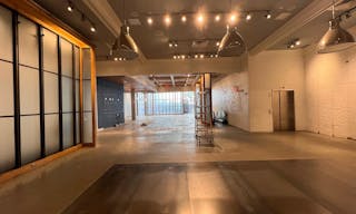 Sizeable 2nd Floor Retail or Event Space - Image 0