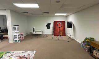 Urban Full Service Commercial Photo & Video Studio - Image 1