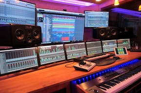 A stunning recording studio!!! - Image 2