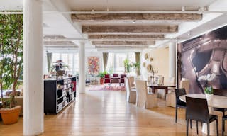 Amazing Showroom Space - Image 2