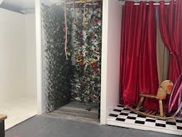 Space with its own photography studio, film production room, an upcoming recording studio - Image 1