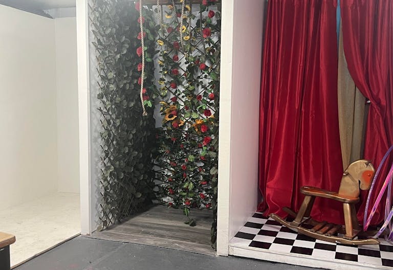 Space with its own photography studio, film production room, an upcoming recording studio - Image 1