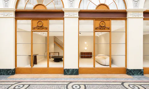 Double Showroom in Palais Royal (2 arcades) - Image 0