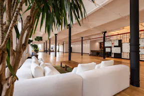 NoHo Loft with Rooftop - Image 7