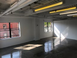 Beautiful Art Gallery in Queens - Image 1