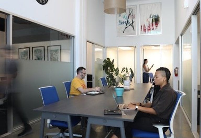 6600 Sunset - Image 4