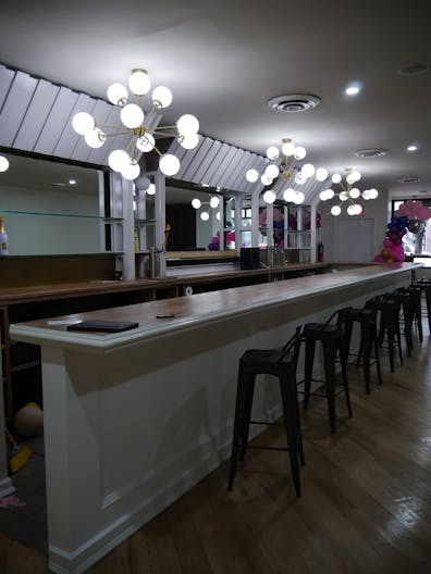Williamsburg event space - private bar - Image 2