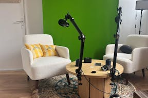 Loft créatif avec studio podcast & terrasse 100m² – Bordeaux Chartrons - Image 2