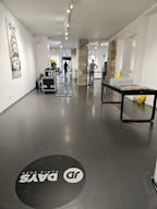 Creative Le Marais Retail Space - Image 4