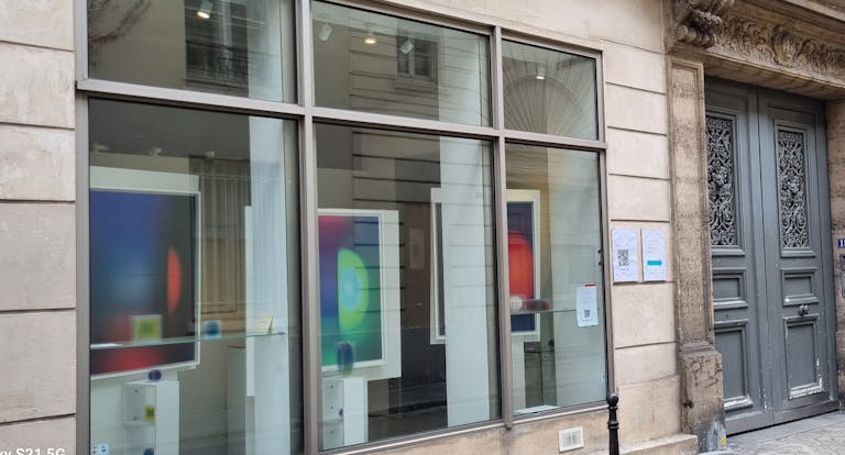 Espace-Galerie unique dans Le Marais - Image 1