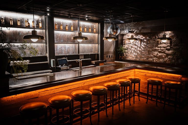 Park City Bar Lounge - Image 0