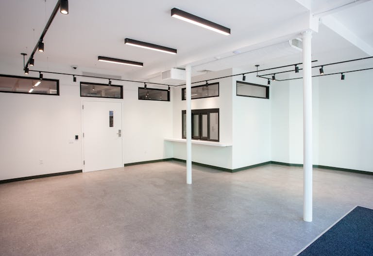 Elegant SoHo Storefront with All Glass Front - Image 1