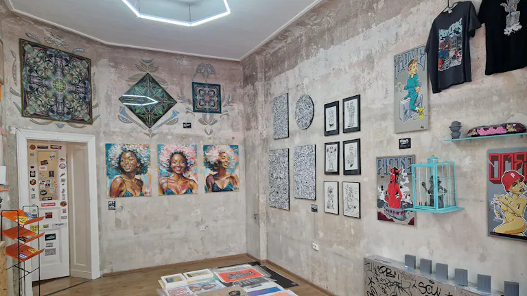 ART GALLERY & POP-UP SPACE IN BERLIN  - Image 1