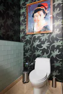 Creatively Colorful Tribeca Apartment with Stunning Art - Image 30