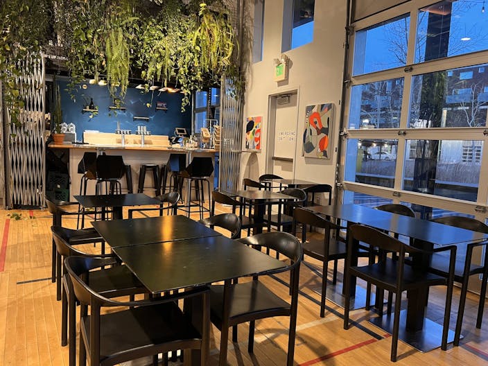 Cafe with Denver downtown view - Image 3