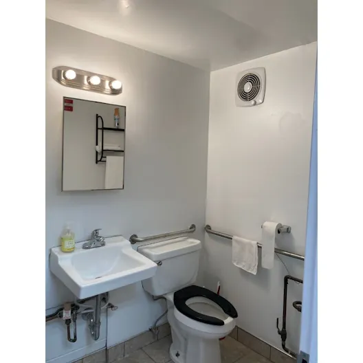 White Box Mall Space - Image 1