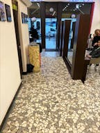 Boutique Shop For Rent - Prime Bordeaux - Near Place des Grands Hommes - Ideal Pop-Up Store - Image 4