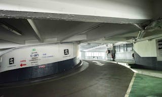 Unique Building Near Eiffel Tower - Ancien garage avec vue Tour Eiffel - Image 22