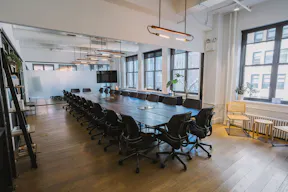 Meeting Room Fifth Ave - Image 3