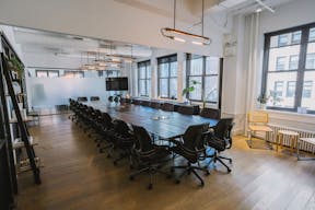 Meeting Room Fifth Ave - Image 3