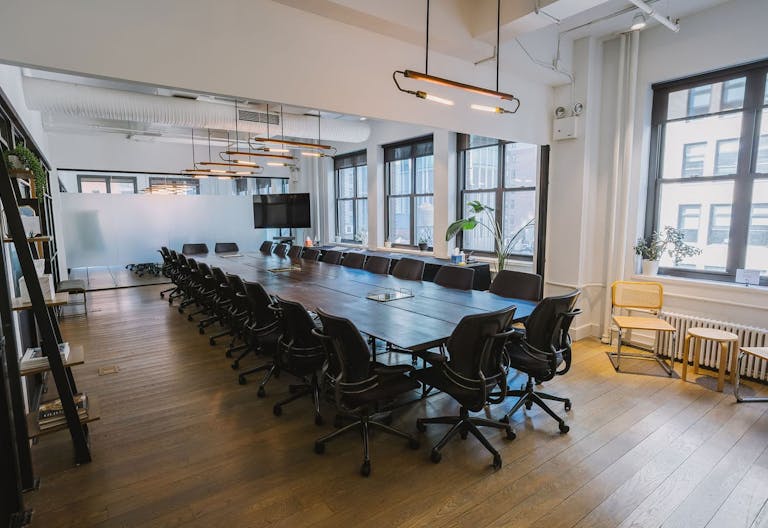 Meeting Room Fifth Ave - Image 3