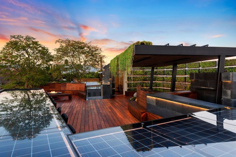 Beautiful Rooftop Venue - Image 0