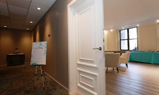 Versatile party/gathering event venue in Midtown - Image 3