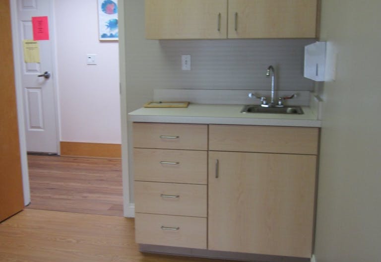 office space - Image 4