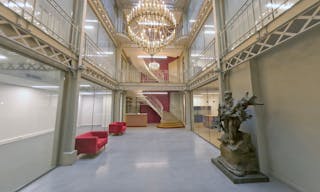Espace de Prestige de 2000 m² sous Verrières (avec parkings) – Paris 9e - Image 2