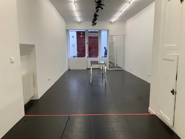 Belle Boutique en plein coeur du Marais - Image 2