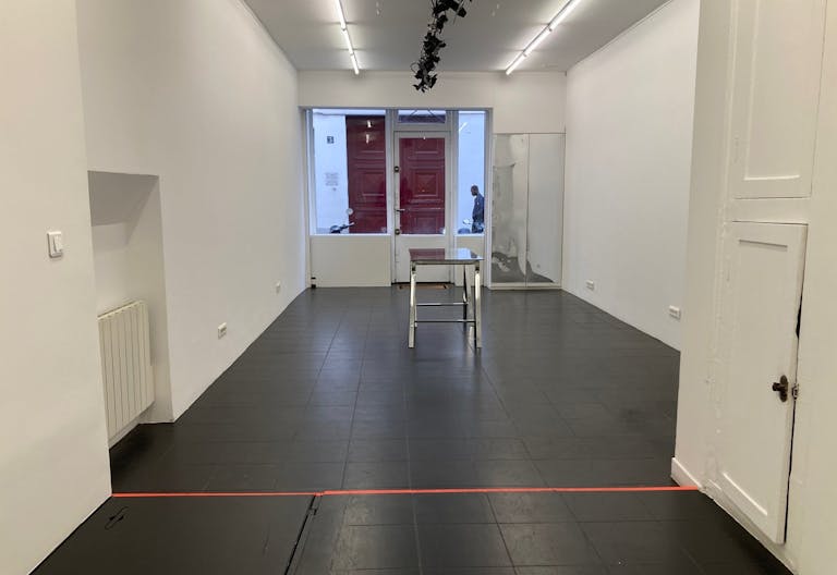 Belle Boutique en plein coeur du Marais - Image 2