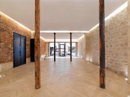 Chic Event Space in Marais - Image 2