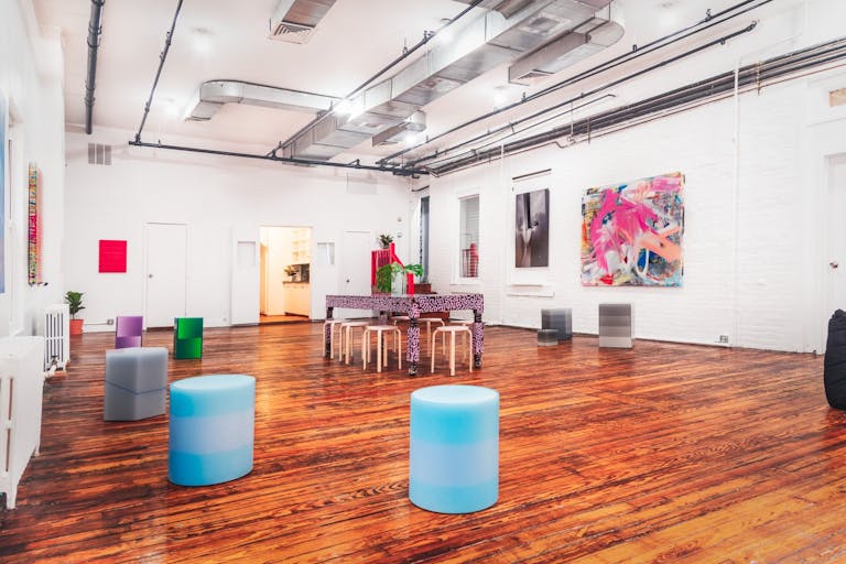 Stunning Open Art Gallery in Chelsea - Image 3