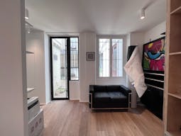 Perfect showroom on Rue Charlot - Image 9