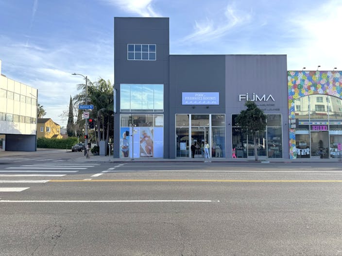 Pop-Up Space on Melrose Avenue - Image 3