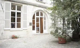 Smart Gallery in le Marais - Image 4