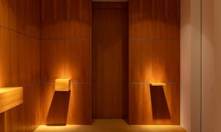 Spectacular art gallery under a glass roof in Saint Germain des Pr�s - Image 4